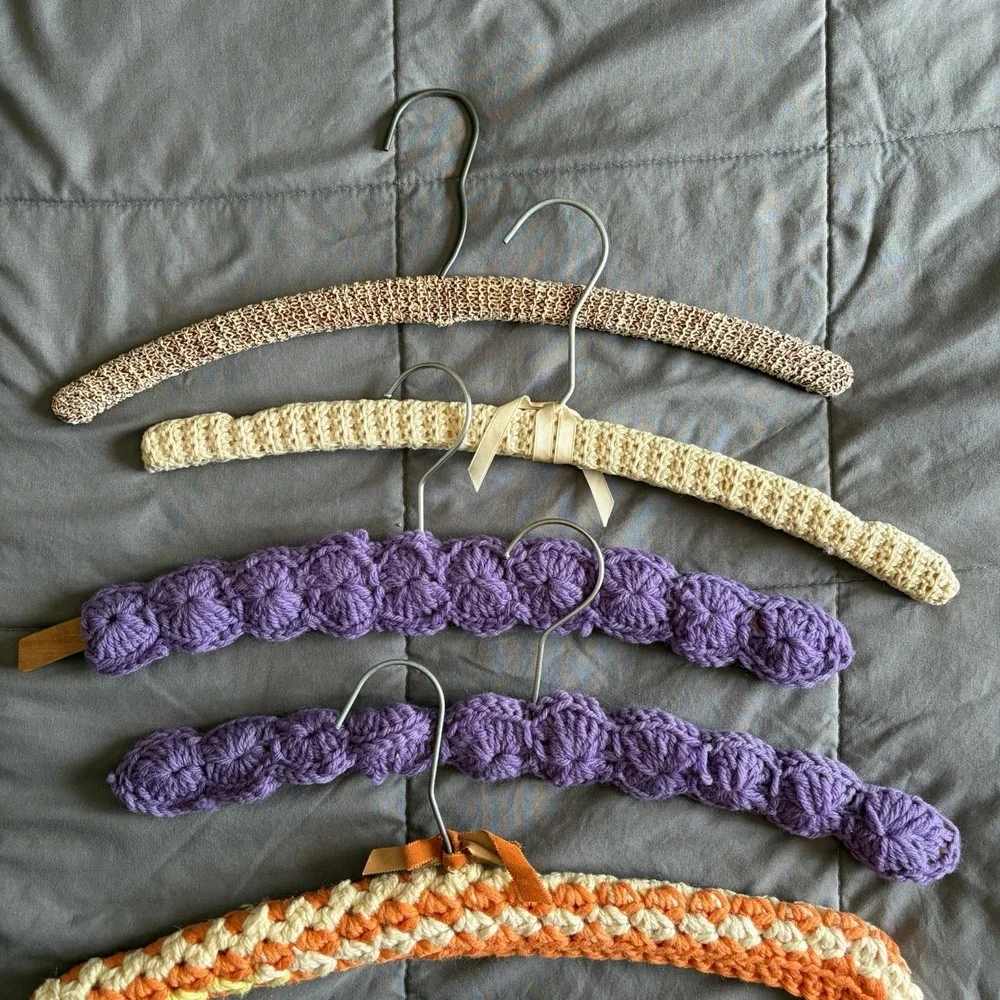 VTG Lot Of 5 Wooden Crochet Hangers 70s 60s Retro Cottagecore Country Grannycore